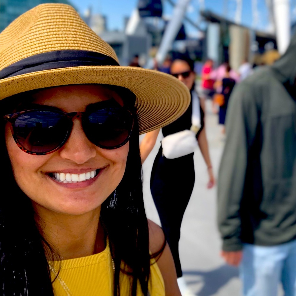 Meet your Posher, Angelica